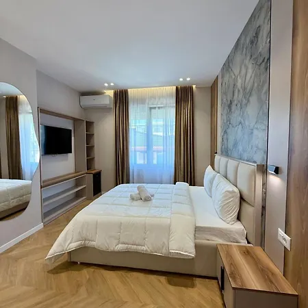 Gent's Luxury
