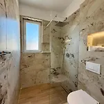 Gent's Luxury Apartamento Durrës